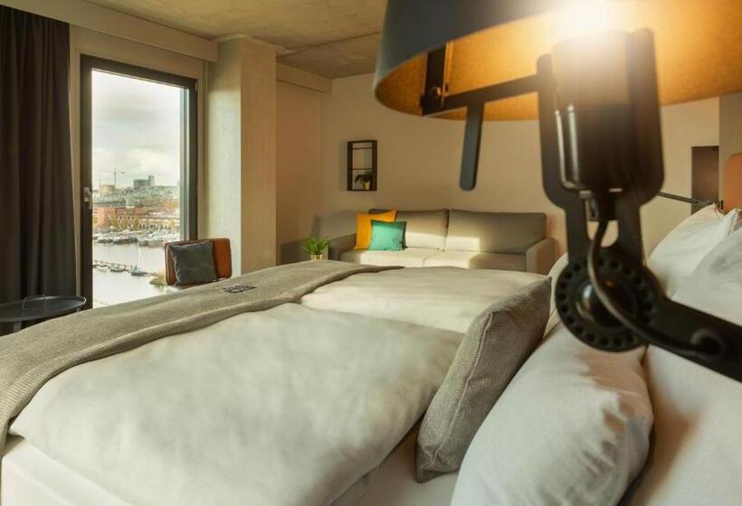 غرفة تنفيذية, Holiday Inn   The Niu, Fender Amsterdam