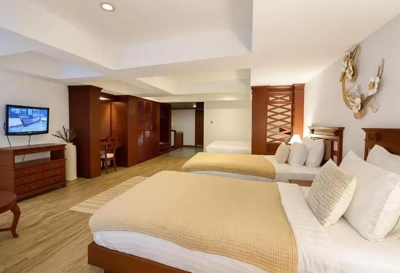 Quarto Quádruplo Standard, The Taksim Royal Beach