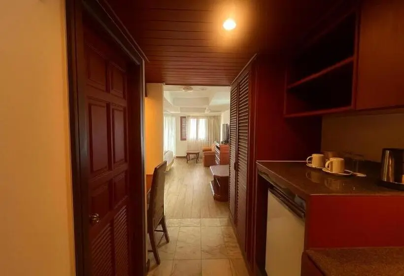 Quarto Triplo Standart, The Taksim Royal Beach