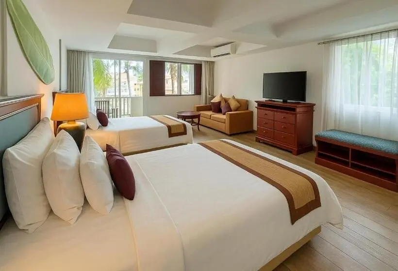 Quarto Triplo Standart, The Taksim Royal Beach