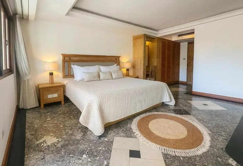 Suite Familiar, The Taksim Royal Beach