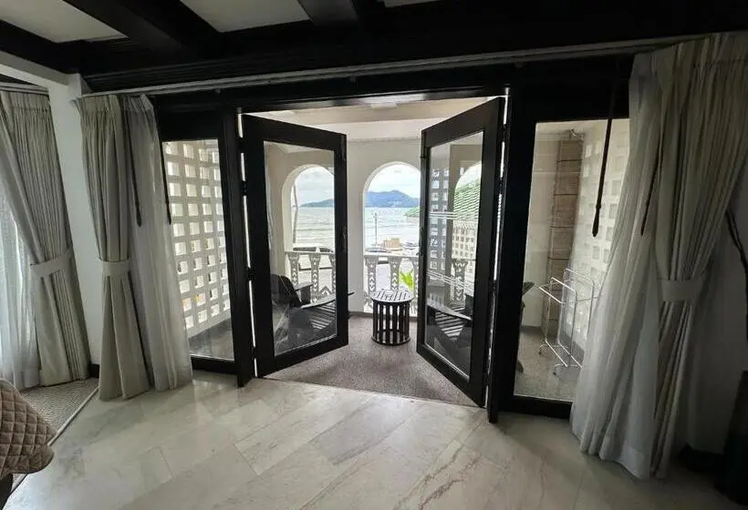 Suite, The Taksim Royal Beach