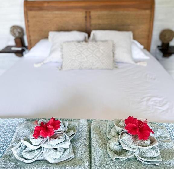 اتاق لوکس, Bird Island Bungalows