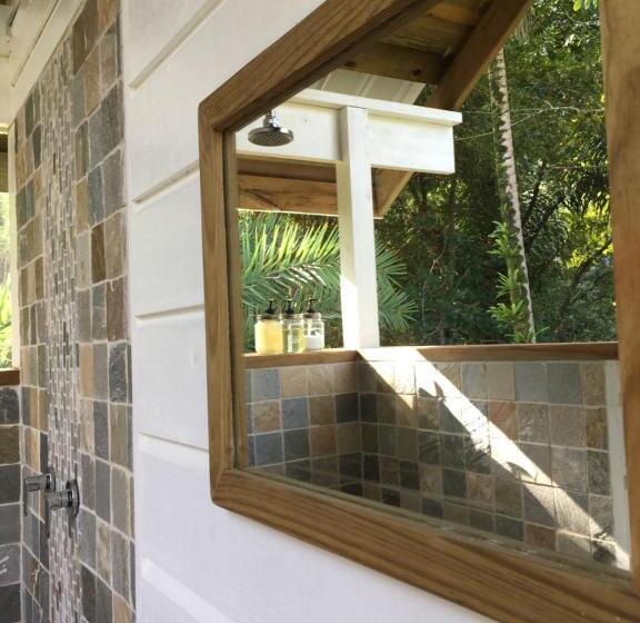 بانگلوی استاندارد با چشمانداز دریا, Bird Island Bungalows