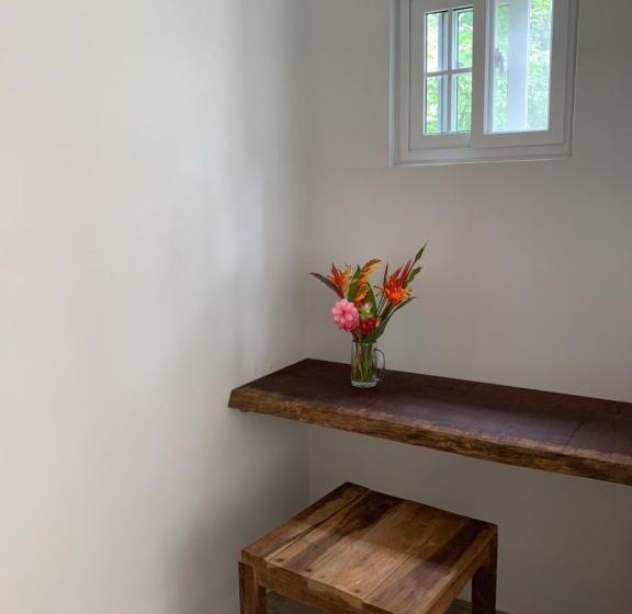 اتاق استاندارد, Bird Island Bungalows