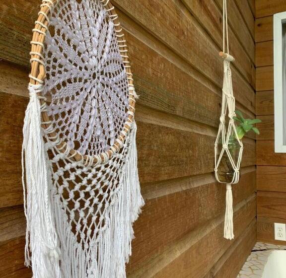 سوییت سوپریور با چشمانداز دریا, Bird Island Bungalows