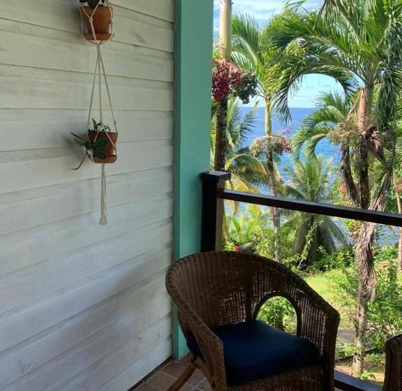 سوییت سوپریور با چشمانداز دریا, Bird Island Bungalows