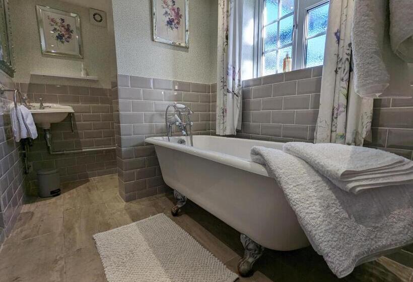 Люкс Кровать Кинг, Tafarn Y Waen   Guesthouse