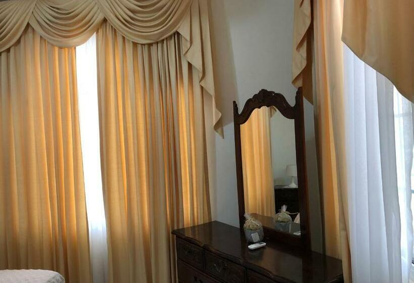 اتاق استاندارد با چشم‌انداز دریا, Goldenview Guesthouse Ocho Rios