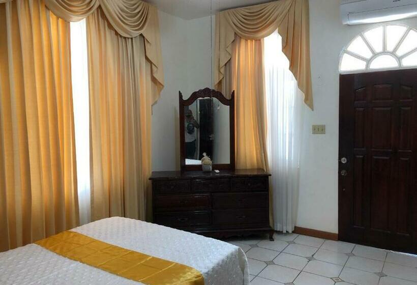 اتاق استاندارد با چشم‌انداز دریا, Goldenview Guesthouse Ocho Rios
