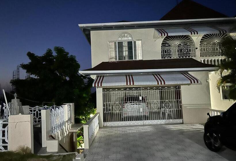 اتاق استاندارد با چشم‌انداز دریا, Goldenview Guesthouse Ocho Rios