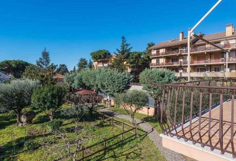 חדר דלוקס עם נוף להרים, Travelershome Morena Guesthouse