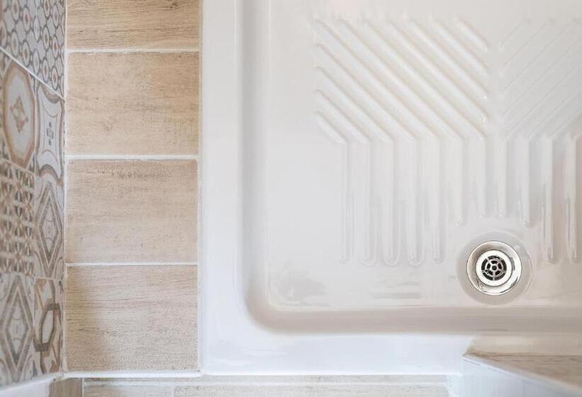 חדר דלוקס עם נוף להרים, Travelershome Morena Guesthouse