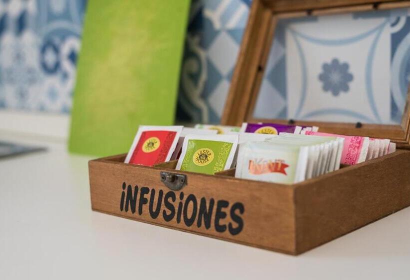 דירת שלושה חדרים, Travelershome Morena Guesthouse