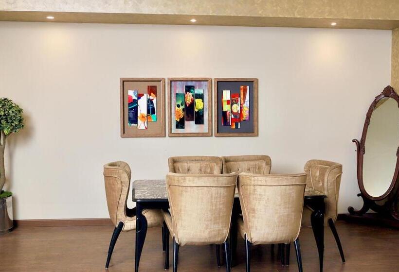 سوئیت پرزیدنت, Circle Club Faisalabad