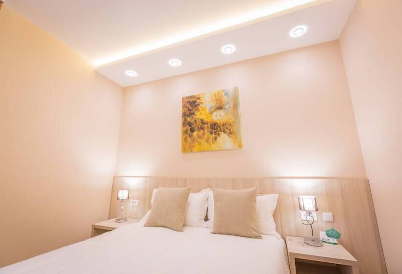 اتاق خانوادگی, Mar Garni