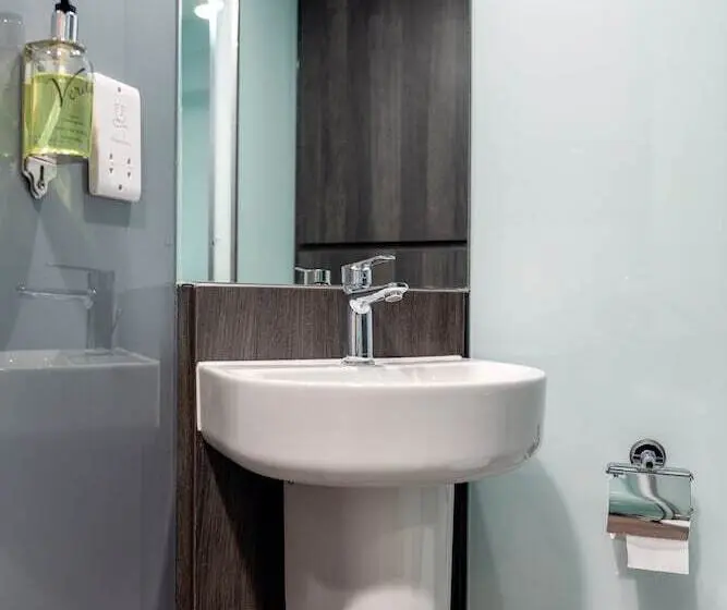 ファミリールーム, Easyhotel Milton Keynes
