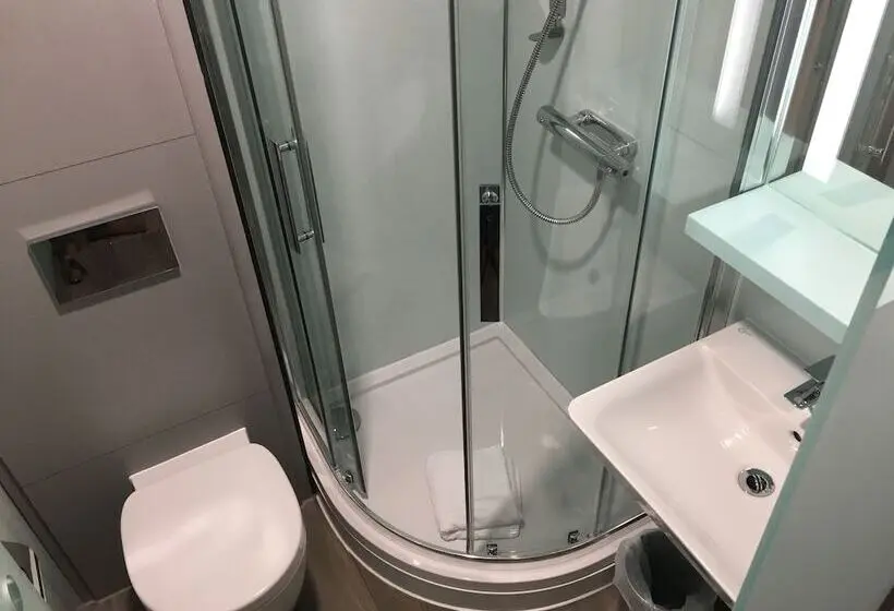 ファミリールーム, Easyhotel Milton Keynes
