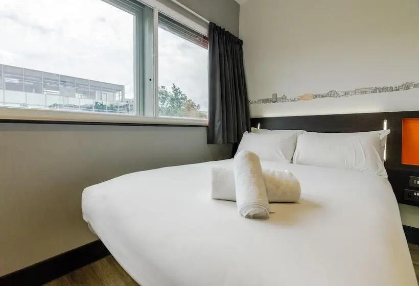 ファミリールーム, Easyhotel Milton Keynes