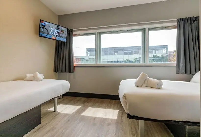 ファミリールーム, Easyhotel Milton Keynes