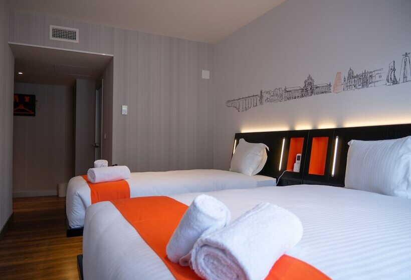 חדר משפחתי, Easyhotel Milton Keynes