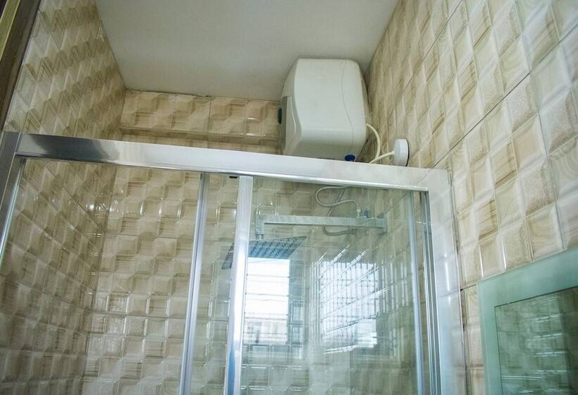 اتاق لوکس, Ziroc Residence