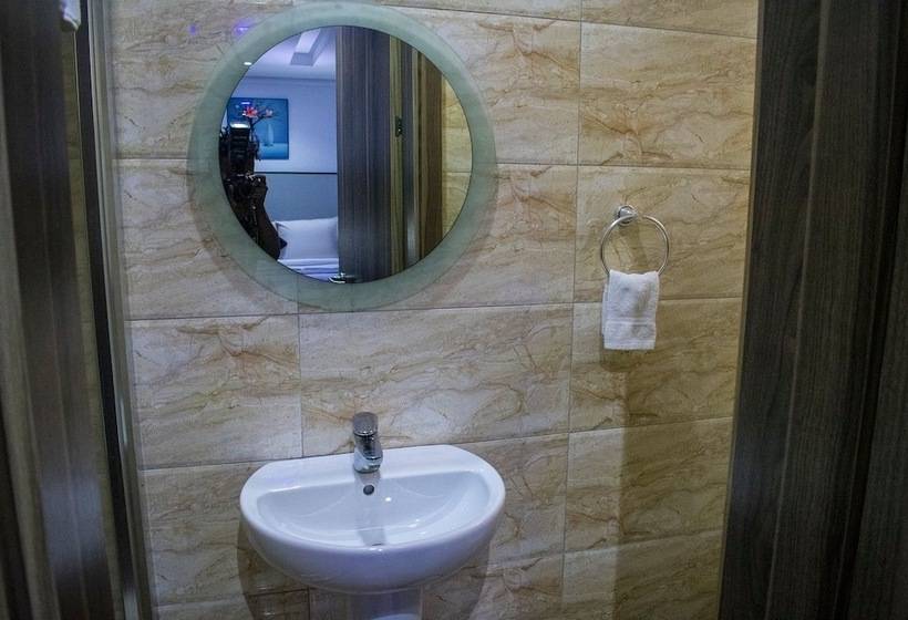 اتاق لوکس, Ziroc Residence