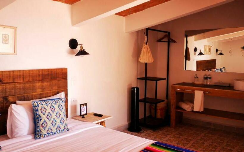 キングサイズベッドのデラックスルーム, Santa Josefita B&b