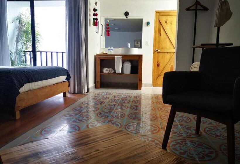 スイート, Santa Josefita B&b