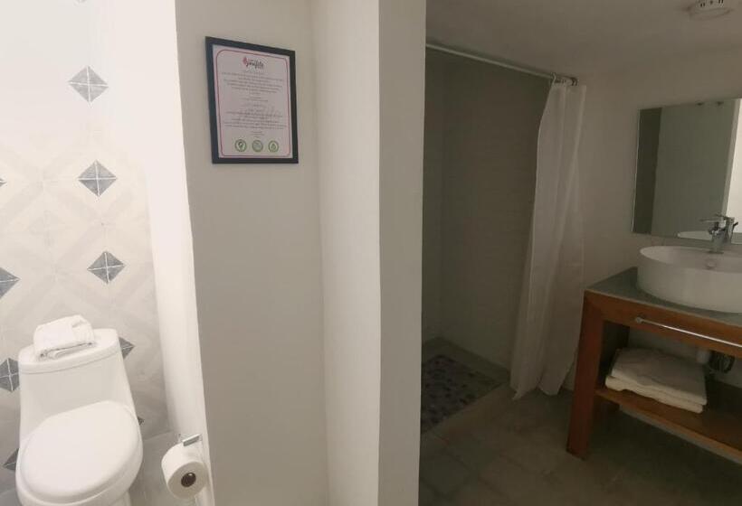 デラックススイート, Santa Josefita B&b