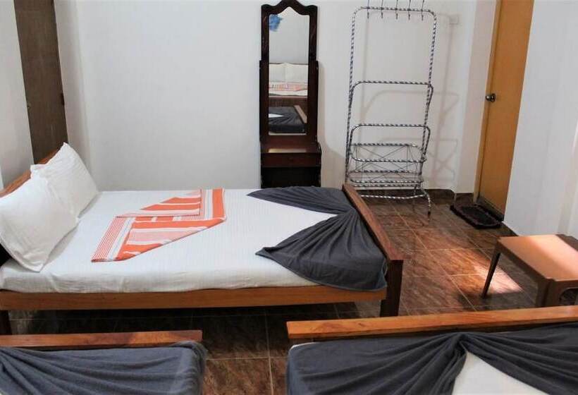 디럭스 룸, Sisara