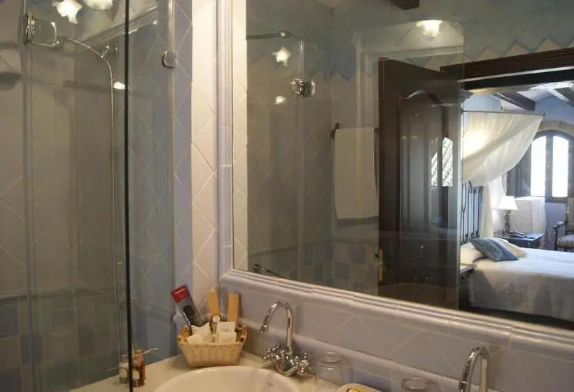 スイート, Hostal La Panavera