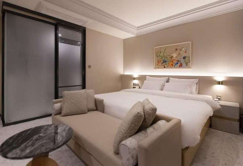 חדר דלוקס, Gimhae Samgye Brown Dot