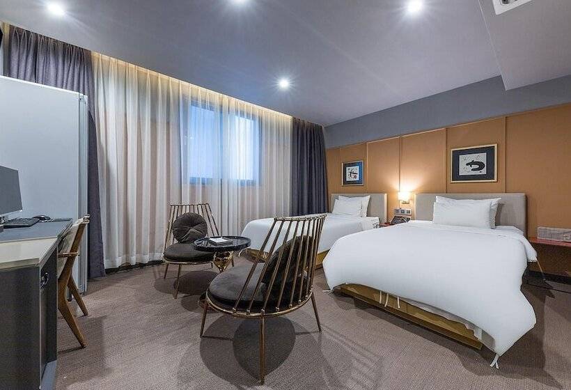 חדר פרמיום, Gimhae Samgye Brown Dot