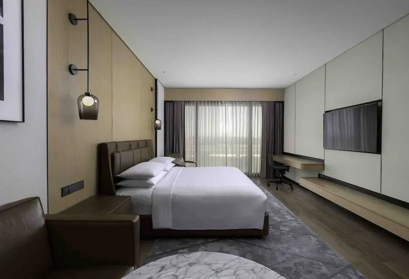 クラブルーム, Sheraton Manila