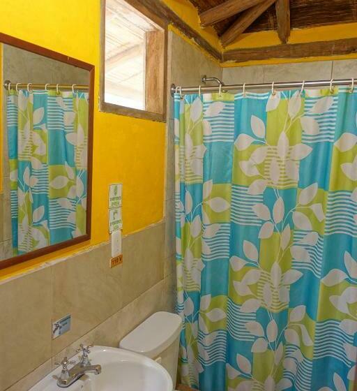 اتاق خانوادگی, Cabañas Bambu Mindo