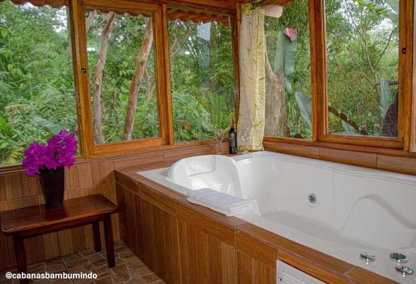 اتاق لوکس, Cabañas Bambu Mindo