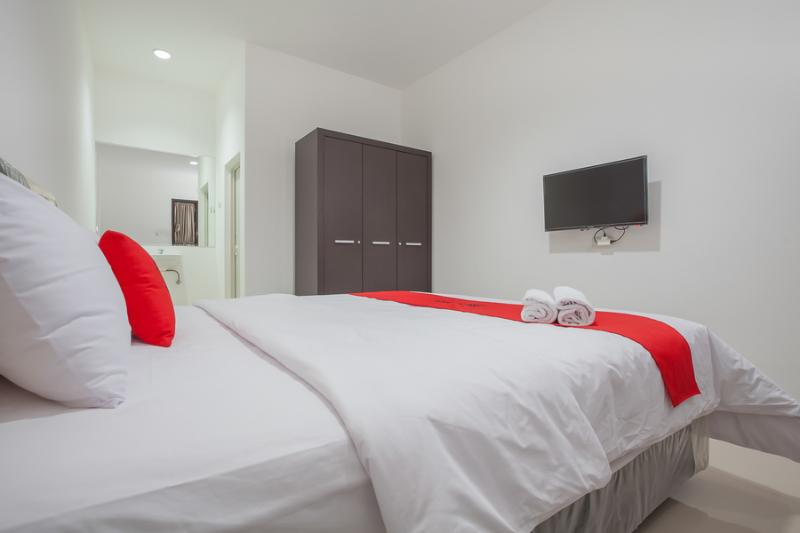 Номер Стандарт, Reddoorz @ Kertajaya Surabaya