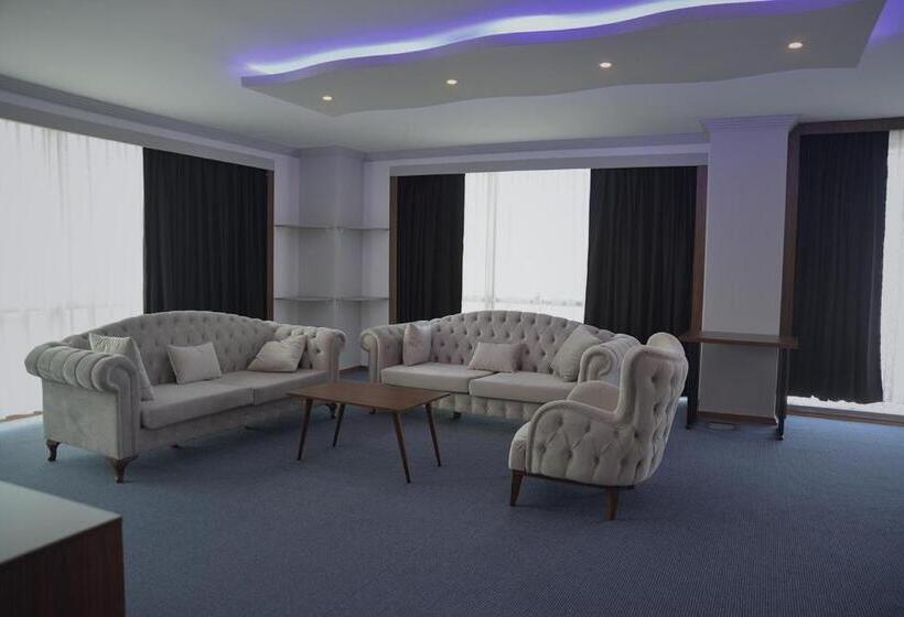 اتاق لوکس, Tevetoglu