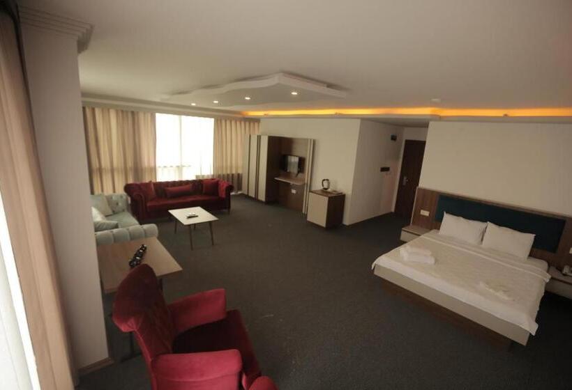 اتاق لوکس, Tevetoglu