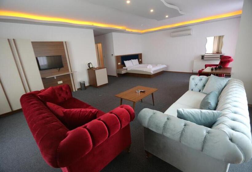 اتاق لوکس, Tevetoglu