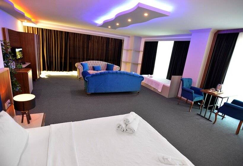 اتاق لوکس, Tevetoglu