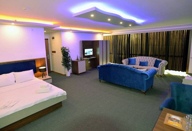 اتاق لوکس, Tevetoglu