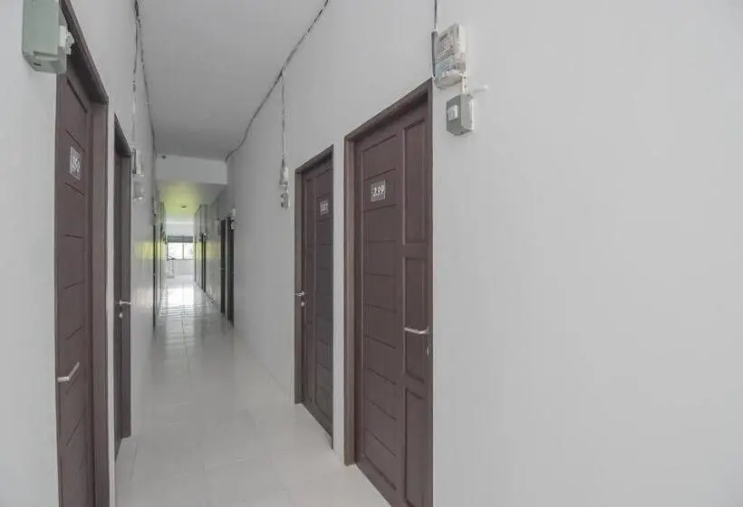 اتاق سوپریور, Cattail Guest House Pontianak