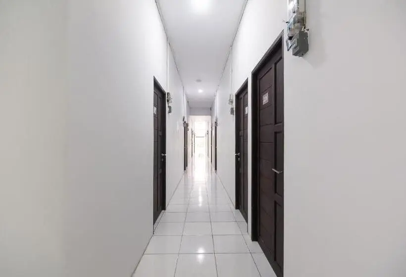 اتاق سوپریور, Cattail Guest House Pontianak