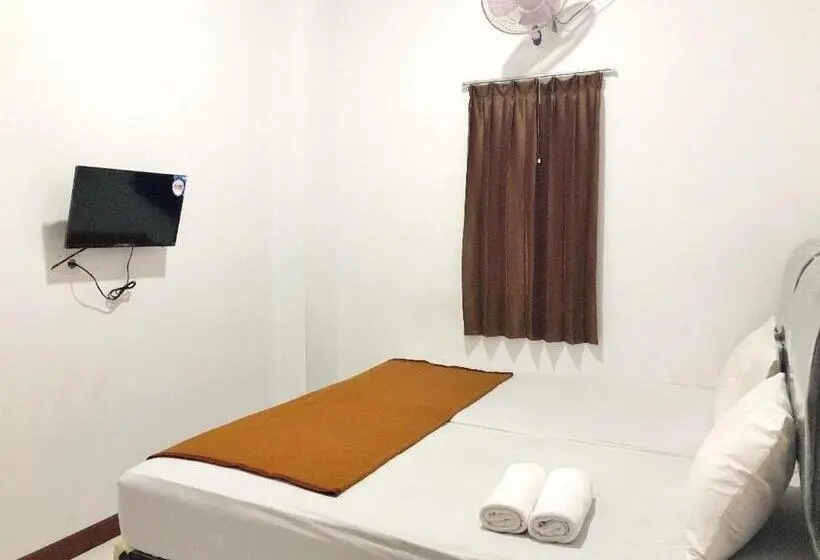 اتاق استاندارد با سرویس بهداشتی مشترک, Cattail Guest House Pontianak