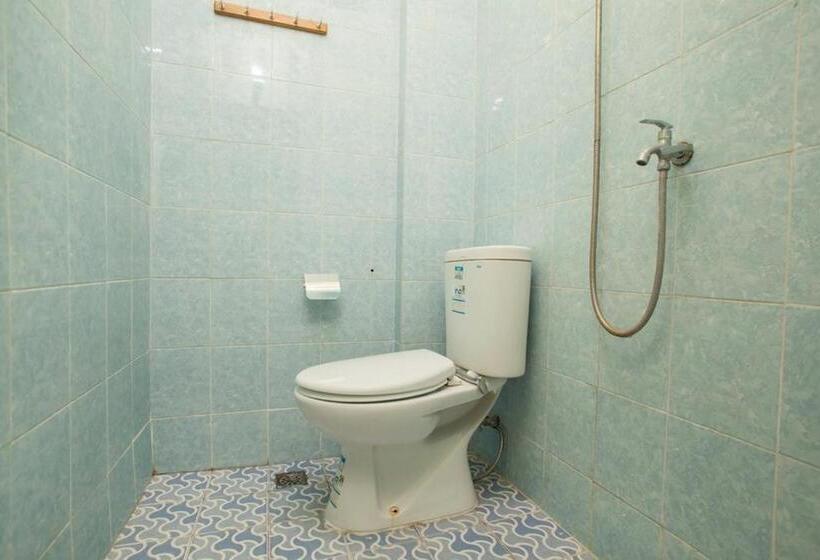 标准间, Reddoorz Near Petra University 2