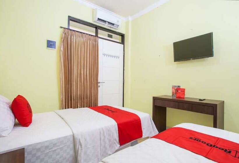 标准间, Reddoorz Near Petra University 2