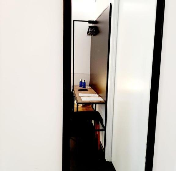 اتاق استاندارد یک نفره, Melibea By Gaiarooms