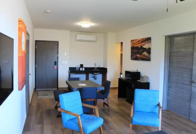 Deluxe Suite Sea View, Sawari
